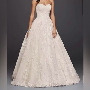 Stunning Oleg Cassini Ballgown Wedding Dress for Sale